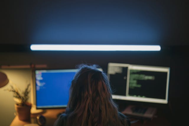 Unlocking Growth: The Benefits of Small Business CRM